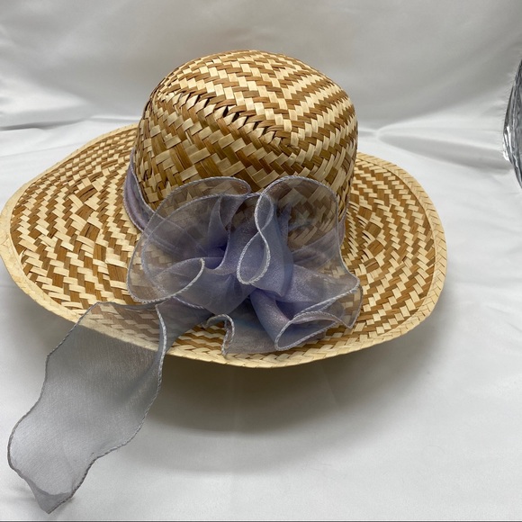 Wide Brim Straw Hat with Purple/Blue ribbon - Picture 3 of 5